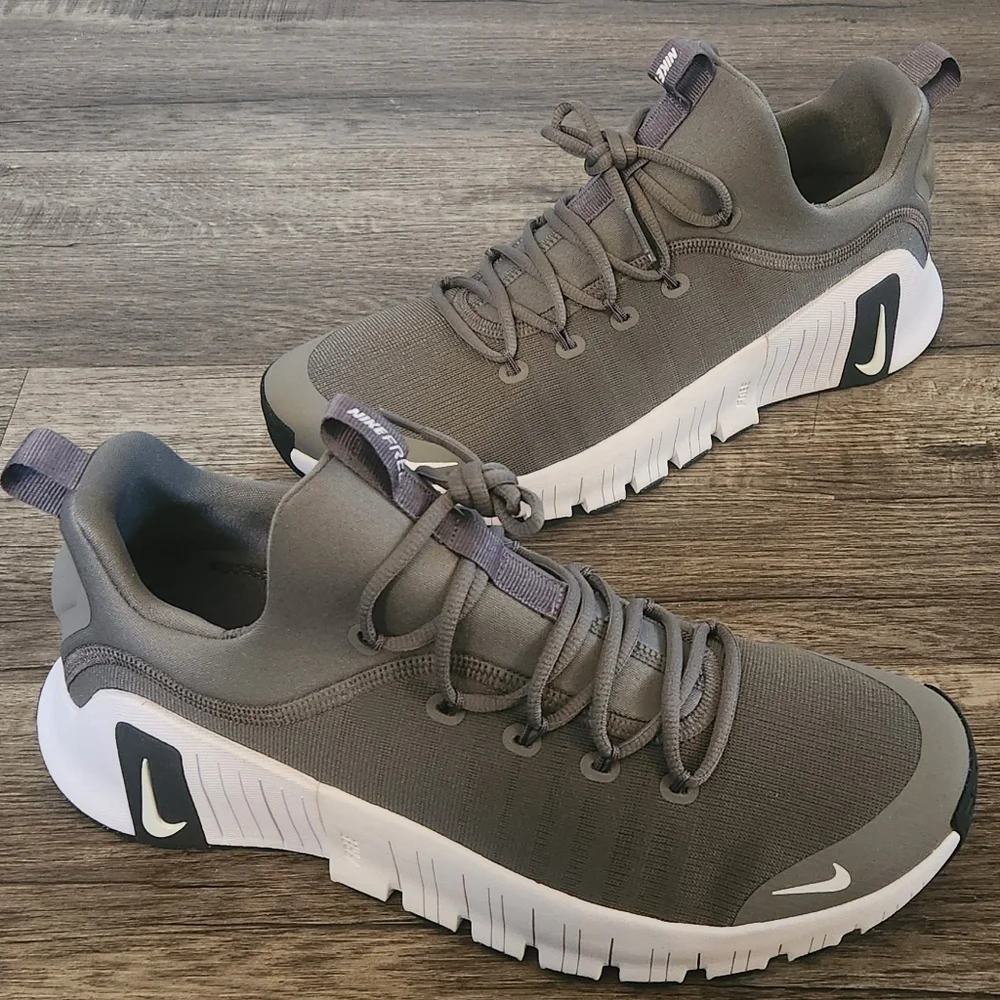 **NEW** Nike Free Metcon 6 TB Size 12 Gunsmoke Grey Gray Black White Men's Mens - Picture 11 of 11